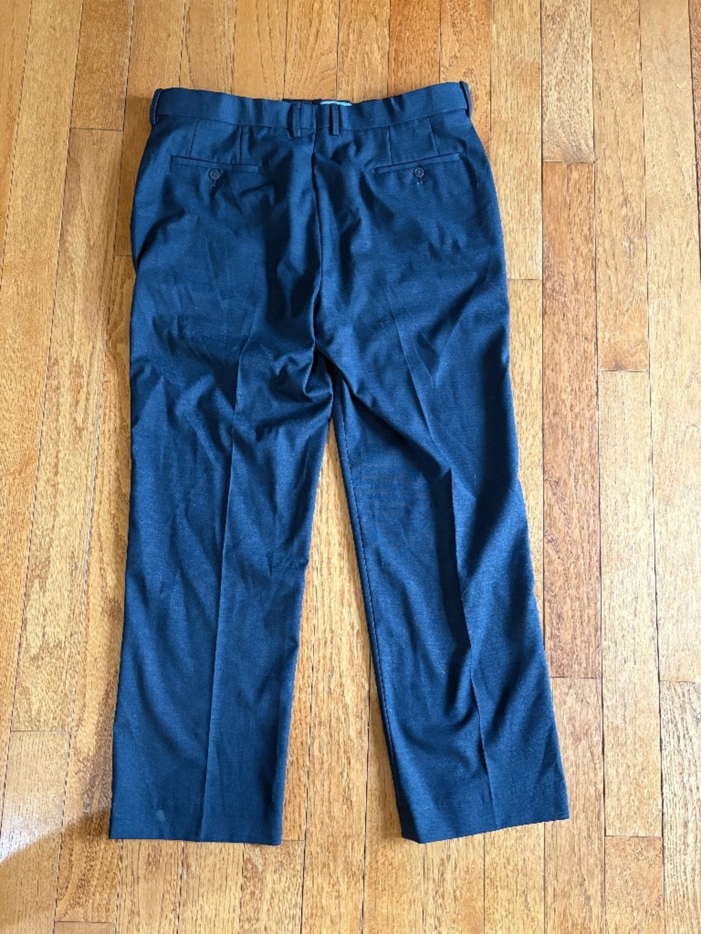 Johnston & Murphy Regular Fit Dress Pants in Men’s 38W x 34L.